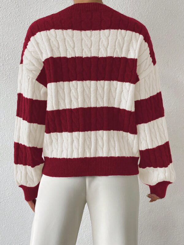 Sweater Oversize Bicolor con Cuello en V y Mangas Caídas - Image 80