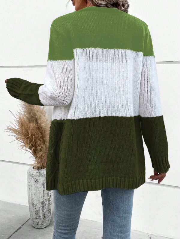 Cardigan Tejido Tricolor con Botones y Cuello en V - Image 73