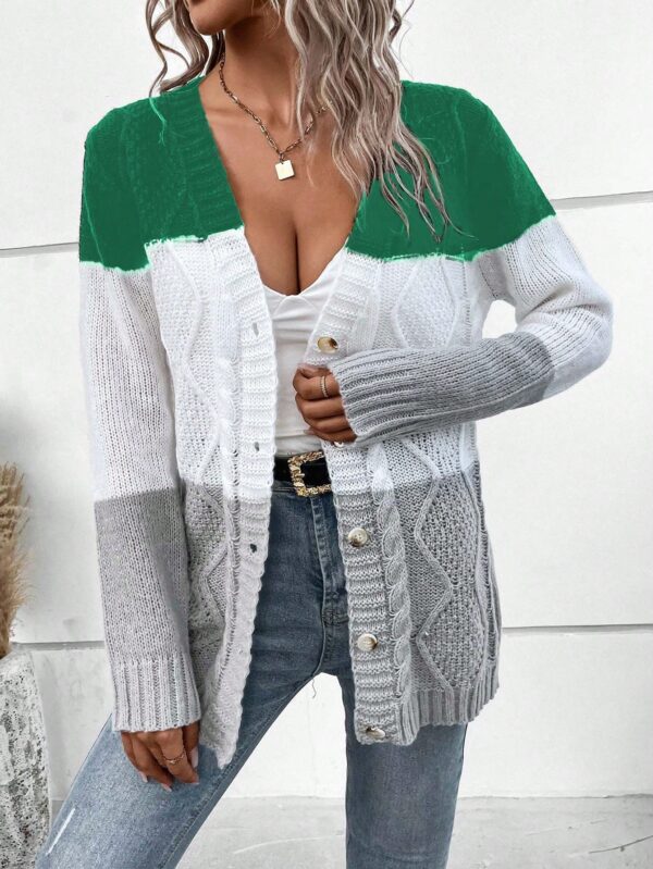 Cardigan Tejido Tricolor con Botones y Cuello en V - Image 71