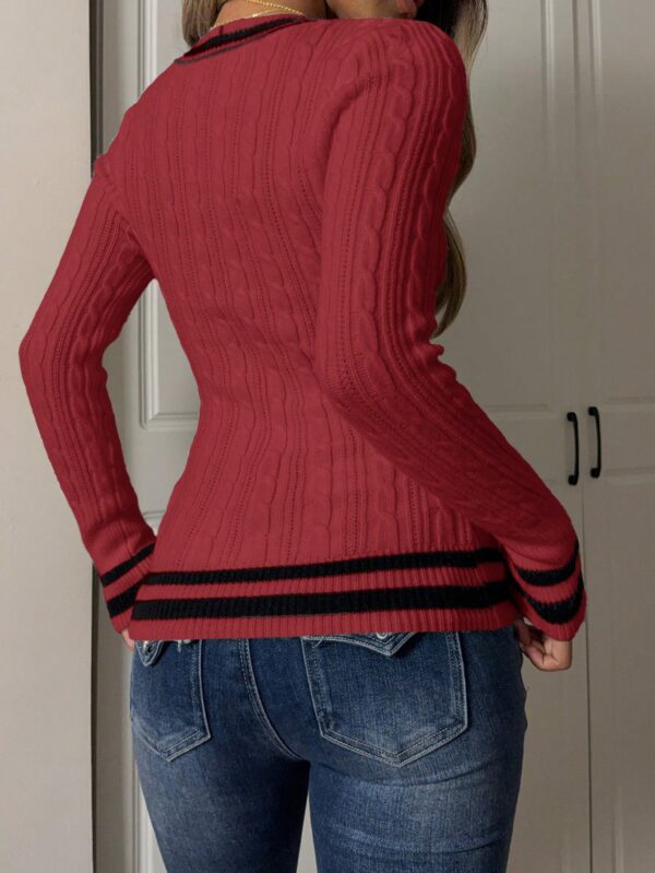 Sweater de Punto con Detalles a Rayas y Cuello en V - Image 27