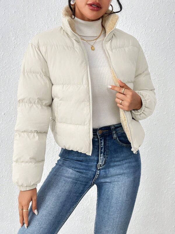 Campera Térmica Corta con Cierre y Cuello Alto - Image 9