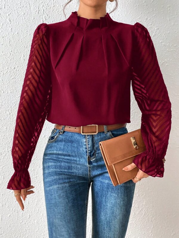 Blusa Elegante de Manga Larga con Cuello Volado y Detalles Plegados - Image 10