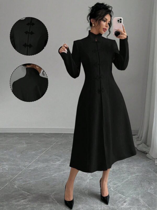 Abrigo Elegante Cuello Alto y Botones Estilo Chino - Image 25