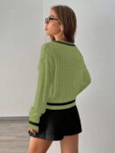 Sweater a Rayas con Cuello en V y Manga Larga