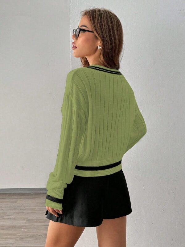 Sweater a Rayas con Cuello en V y Manga Larga - Image 27