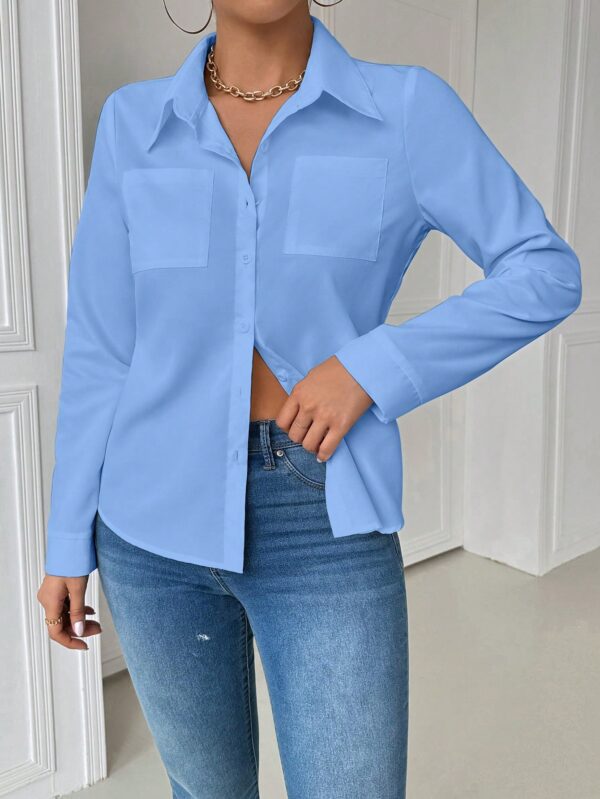 Blusa Casual Blanca de Manga Larga con Cuello y Bolsillo - Image 32