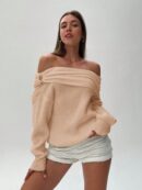 Sweater Elegante de Hombros Descubiertos con Detalle de Anillo