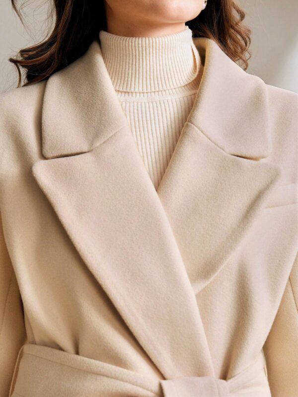 Abrigo Gris Midi con Cintura Ajustable y Solapa Muesca - Image 60