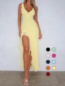 Vestido de Verano con Escote V, Detalles Fruncidos y Abertura