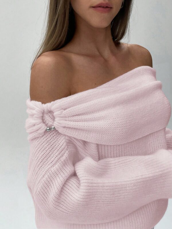Sweater Elegante de Hombros Descubiertos con Detalle de Anillo - Image 39