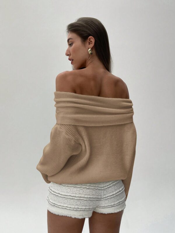 Sweater Elegante de Hombros Descubiertos con Detalle de Anillo - Image 22