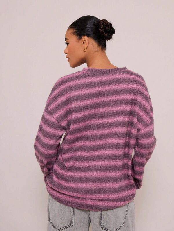 Sweater a Rayas Oversize Cuello Redondo al Estilo Y2k 90's - Image 3