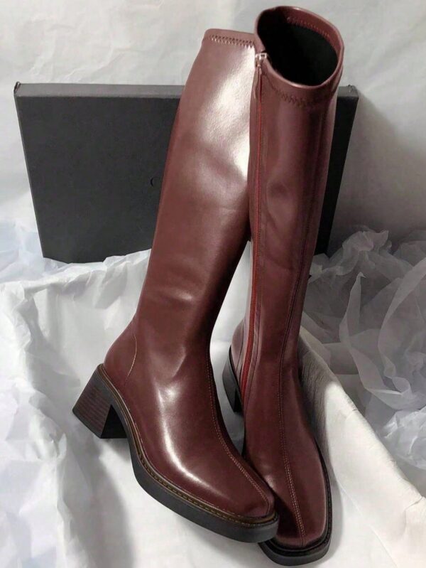 Botas Altas de Cuero con Tacón Cuadrado y Punta Cuadrada - Image 10
