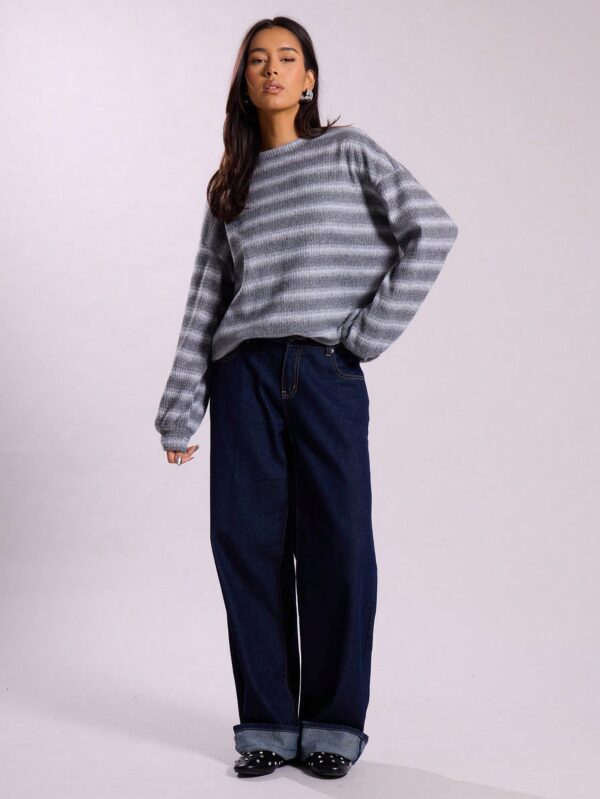 Sweater a Rayas Oversize Cuello Redondo al Estilo Y2k 90's - Image 14