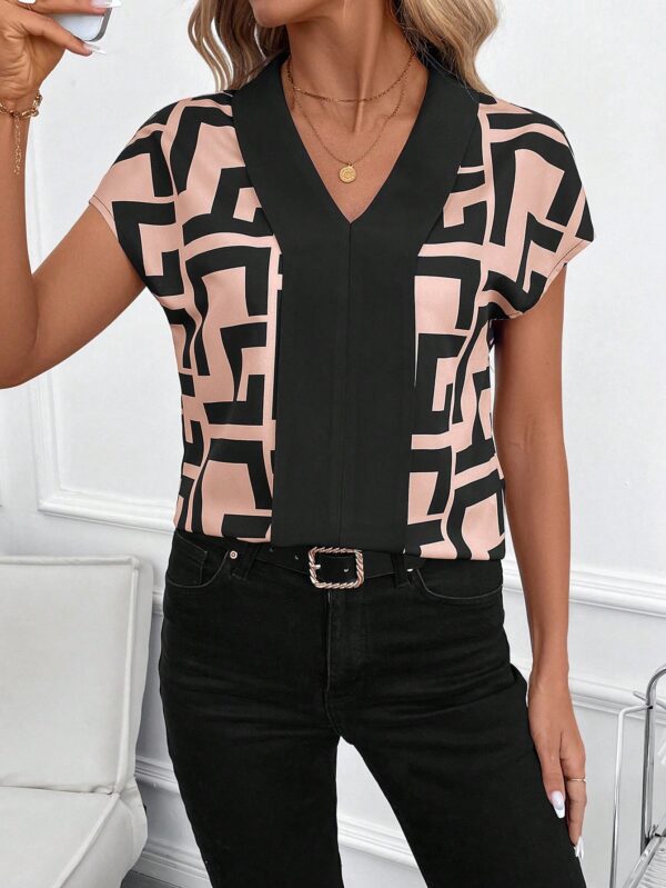 Blusa de Verano con Estampado Geométrico y Manga Murciélago - Image 32