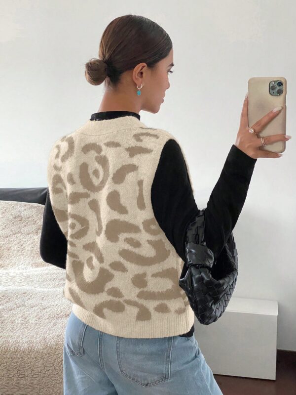Chaleco de Punto con Estampado de Leopardo y Botones - Image 32