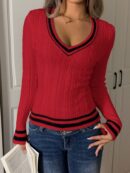 Sweater de Punto con Detalles a Rayas y Cuello en V