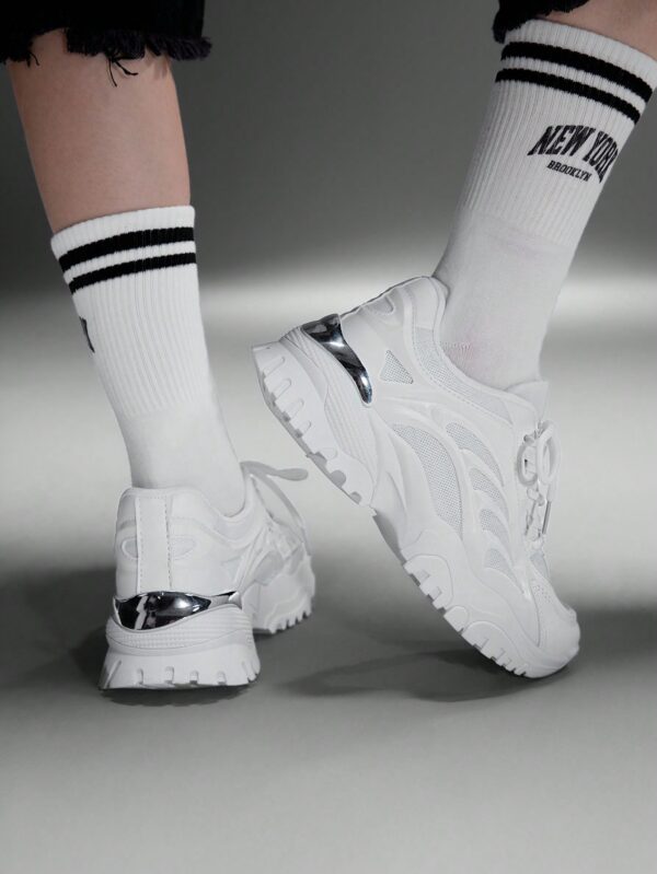 Zapatillas Deportivas Chunky de Malla Blanca con Cordones - Image 15