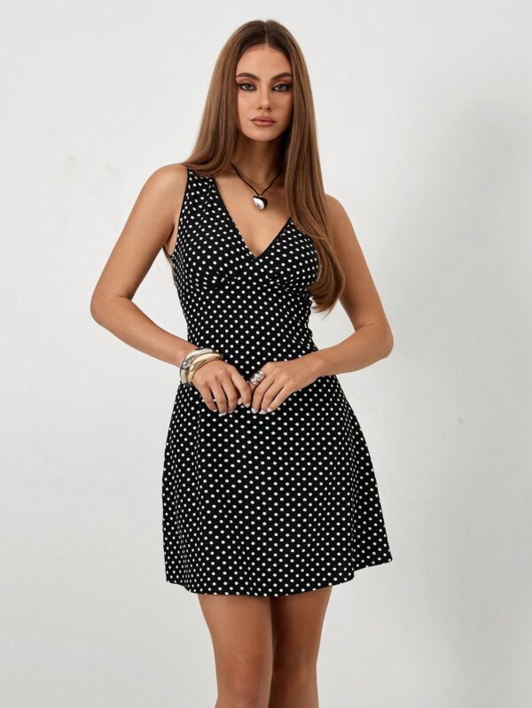 Vestido de Puntos sin Mangas y Escote en V - Image 3