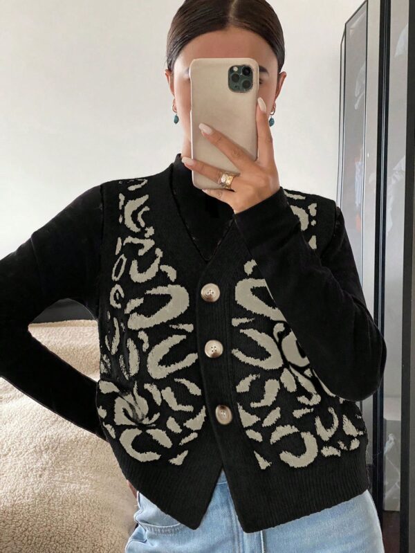 Chaleco de Punto con Estampado de Leopardo y Botones - Image 7