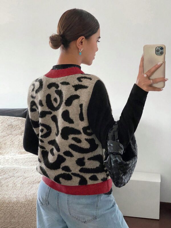 Chaleco de Punto con Estampado de Leopardo y Botones - Image 38