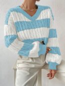 Sweater Oversize Bicolor con Cuello en V y Mangas Caídas