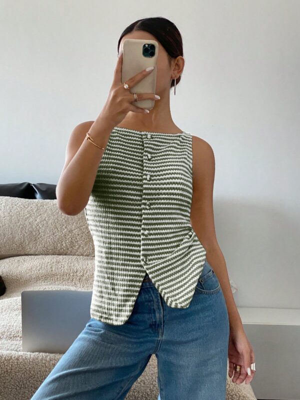Blusa Elegante de Rayas con Botones y Abertura Frontal - Image 5
