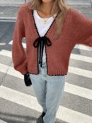 Cardigan Casual de Manga Larga con Detalles Contrastantes