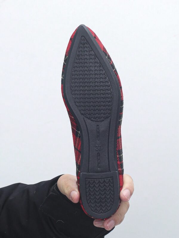 Mocasines Elegantes de Gamuza Negra con Punta Afilada - Image 20