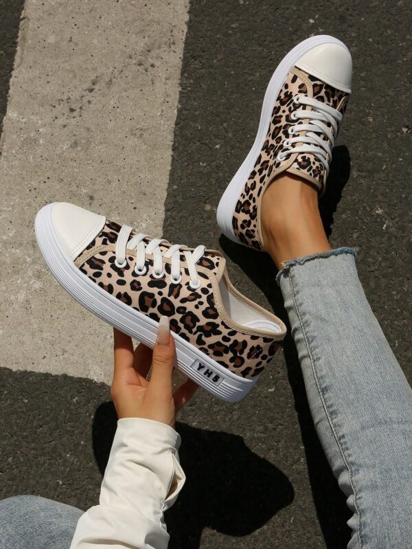 Zapatillas Deportivas y Casuales de Lona Liviana y Transpirable - Image 17