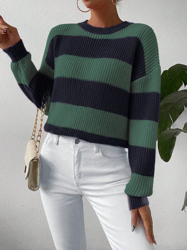Sweater a Rayas Colorido con Hombros Caídos - Image 44