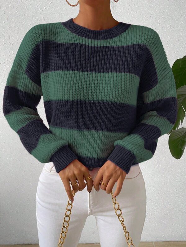 Sweater a Rayas Colorido con Hombros Caídos - Image 45
