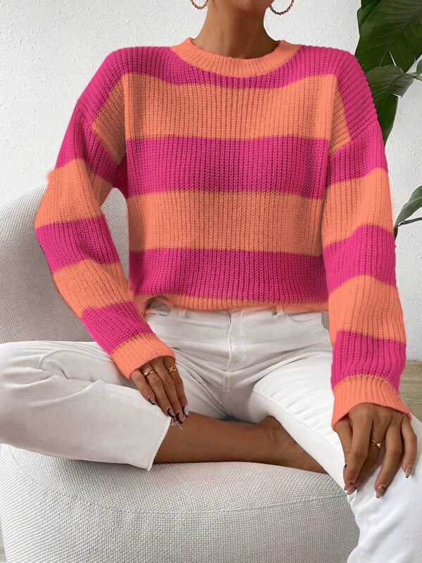 Sweater a Rayas Colorido con Hombros Caídos - Image 40