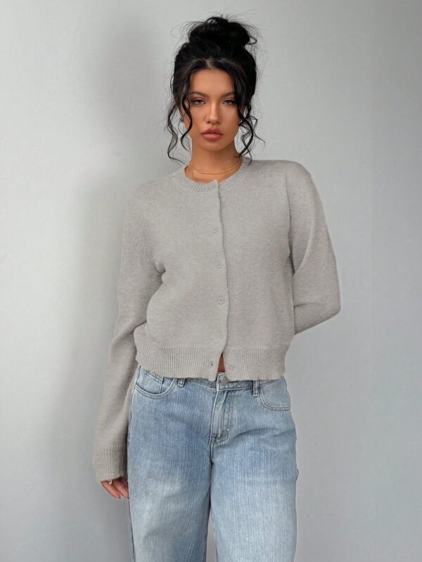 Cardigan Casual Cuello Redondo Manga Larga en Color Sólido - Image 9