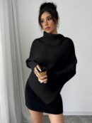Sweater Asimétrico de Cuello Alto con Manga Murciélago