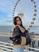 Campera Negra de Eco Piel con Cuello de Piel Sintética