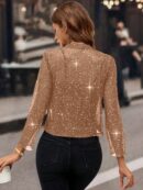 Chaqueta Negra Corta de Malla Elegante para Mujer