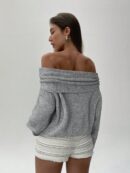 Sweater Elegante de Hombros Descubiertos con Detalle de Anillo
