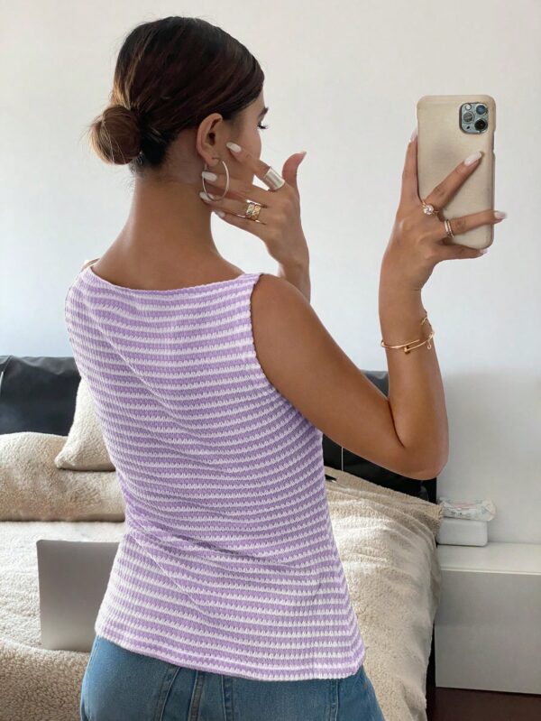 Blusa Elegante de Rayas con Botones y Abertura Frontal - Image 38