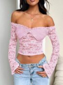 Blusa Y2K Ajustada con Hombros Descubiertos y Manga Larga de Encaje