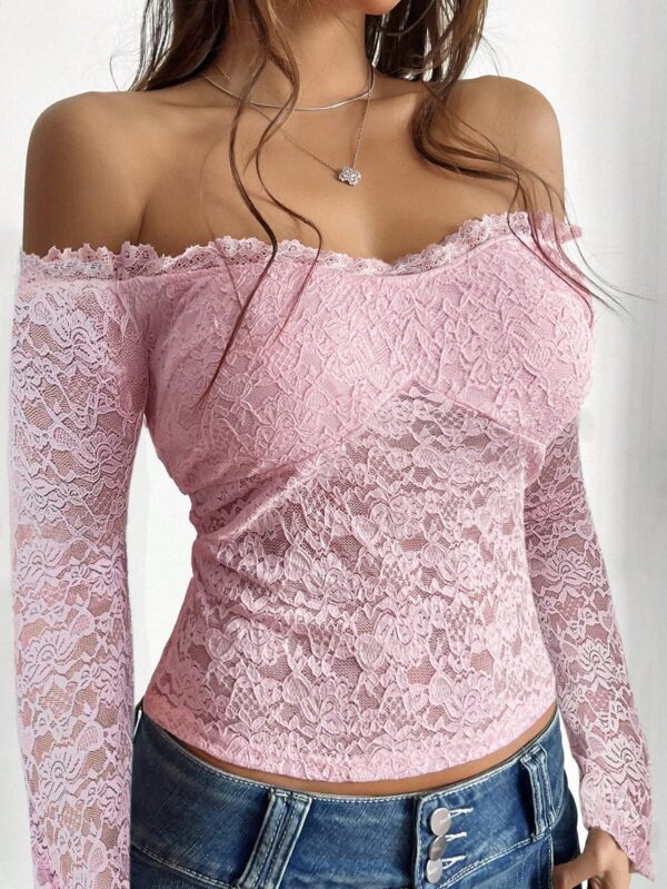 Blusa Y2K Ajustada con Hombros Descubiertos y Manga Larga de Encaje - Image 32