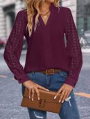 Blusa Casual con Encaje en Contraste y Escote Muesca