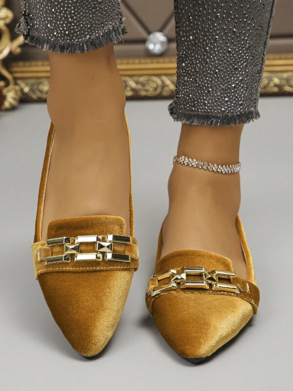 Mocasines Elegantes de Gamuza Negra con Punta Afilada - Image 39