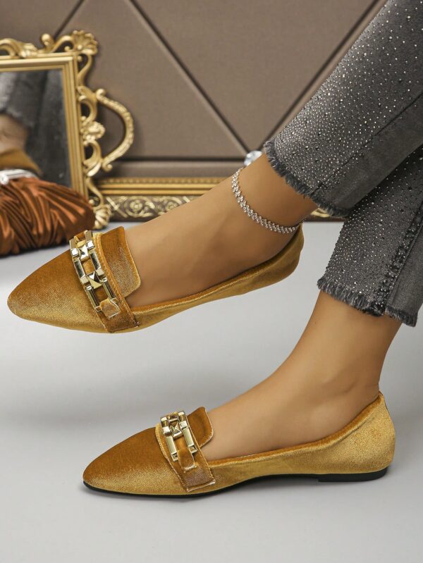 Mocasines Elegantes de Gamuza Negra con Punta Afilada - Image 37