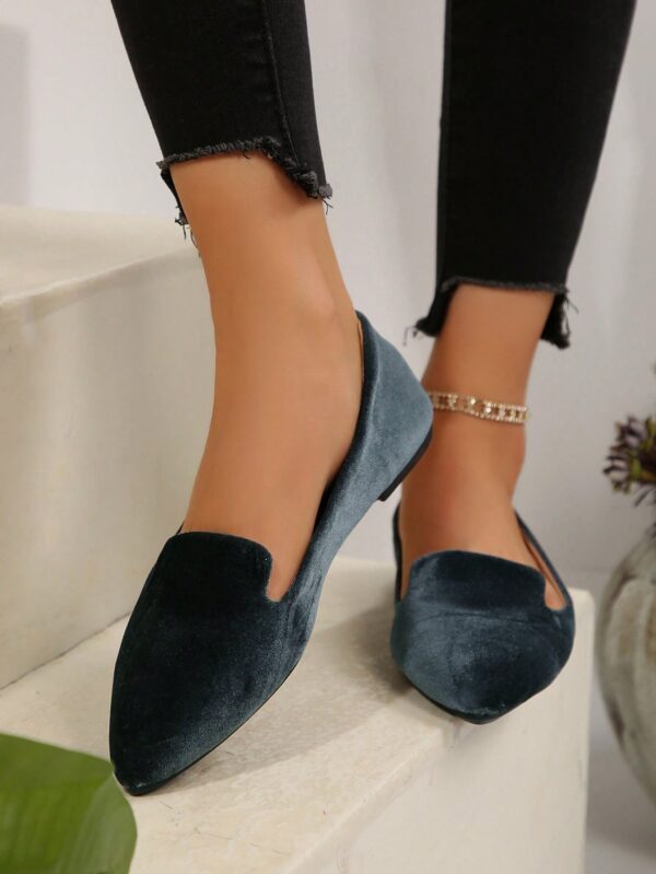 Mocasines Elegantes de Gamuza Negra con Punta Afilada - Image 46