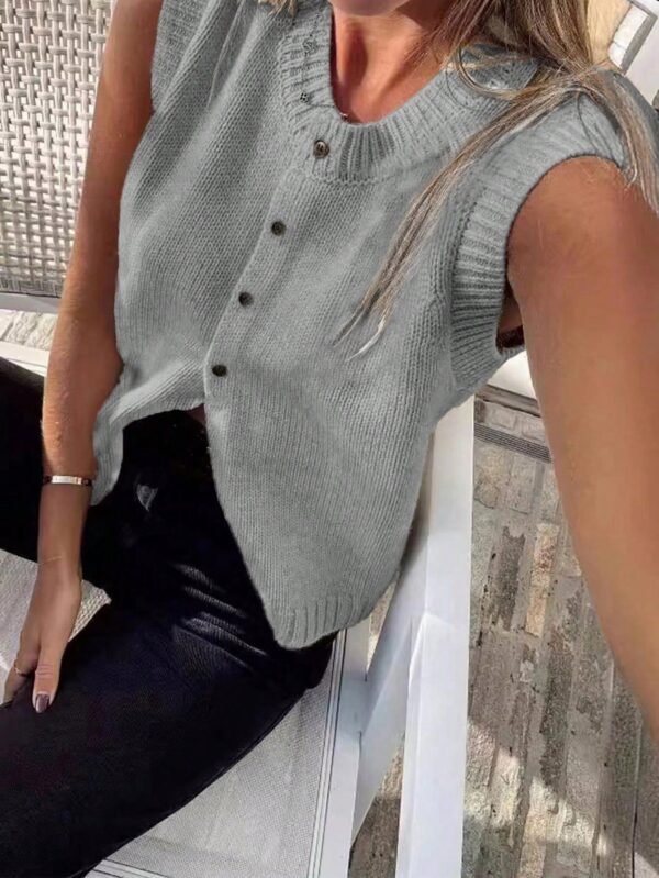 Top Casual Tejido en Punto con Botones y Cuello Redondo - Image 17