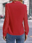 Blusa Casual con Encaje en Contraste y Escote Muesca