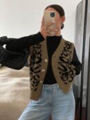 Chaleco de Punto con Estampado de Leopardo y Botones