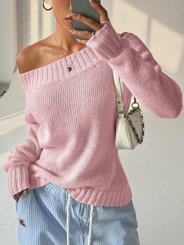 Sweater Asimétrico de Hombro Caído y Manga Larga