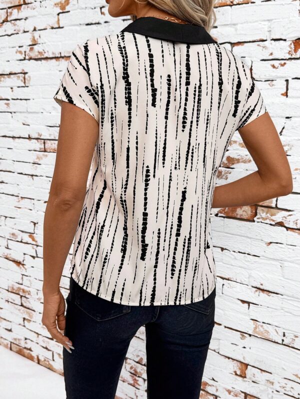 Blusa de Verano con Estampado Geométrico y Manga Murciélago - Image 20